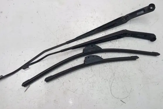 Mazda Premacy Windshield/front glass wiper blade 