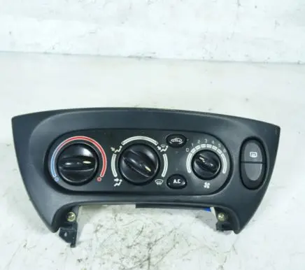 Renault Megane I Climate control unit 655739W