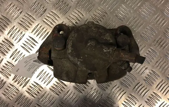 BMW 5 E39 Front brake caliper