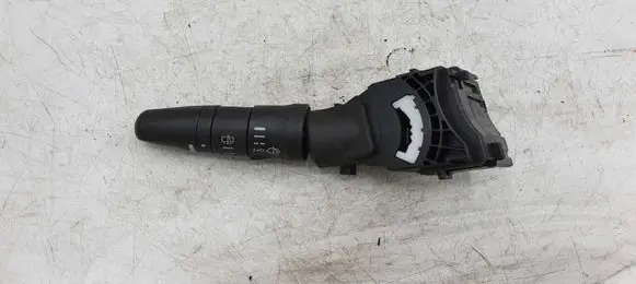 Nissan X-Trail T30 Wiper control stalk 252608H905