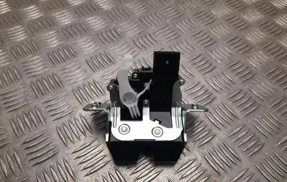 KIA Niro Tailgate/trunk/boot lock/catch/latch K00