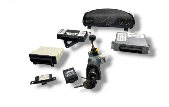 Saab 9-3 Ver1 Engine ECU kit and lock set 5166806 YS3DH75K22700632 T77A04