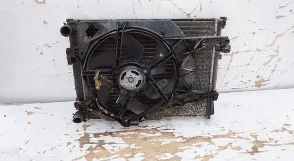 Opel Vivaro Radiator set 