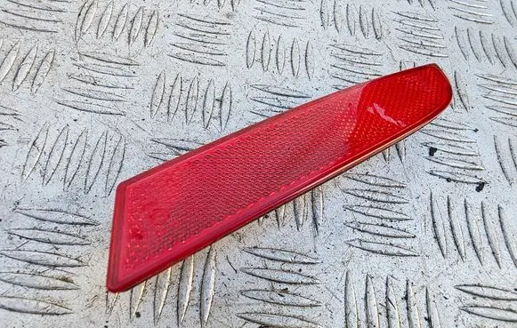 Alfa Romeo Giulietta Rear tail light reflector 50522974 1128900