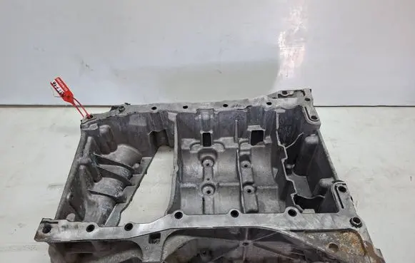 Renault Master III Oil sump S27647066 110172951R