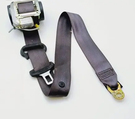 Audi A4 S4 B5 8D Rear seatbelt 8D0857805D