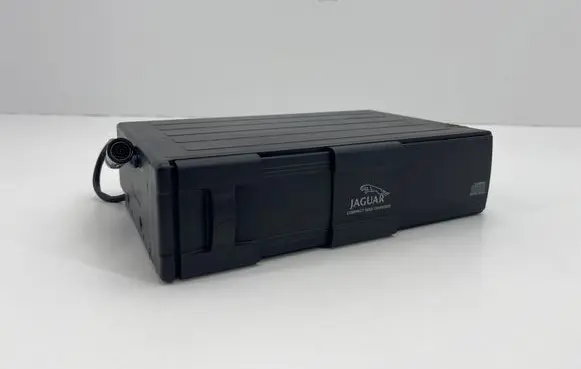 CD/DVD changer