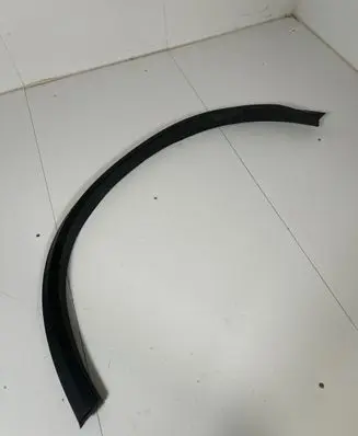 Front arch trim