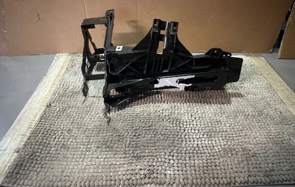 BMW 5 F10 F11 Headlight/headlamp mounting bracket 7200793 11071510