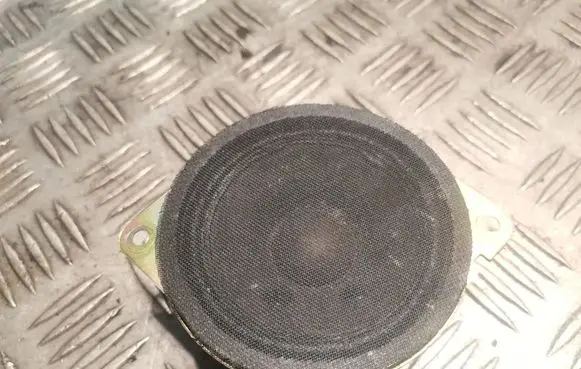 Chrysler 300 - 300C Panel speaker P05059068AB
