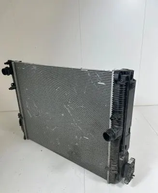 BMW iX Coolant radiator 9452580