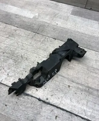 Audi A6 C7 Front bumper mounting bracket 4G0807283