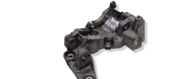 Citroen Dispatch II Power steering pump mounting bracket 9672416480