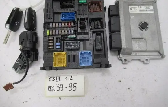 Citroen C3 Engine ECU kit and lock set 9817335080