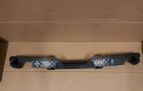 Audi Q3 F3 Rear bumper support beam 83F807695