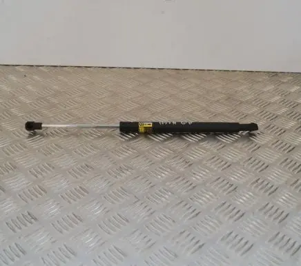 Toyota Verso-S Tailgate/trunk strut/damper