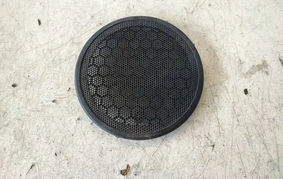 Renault Trafic II (X83) Rear door speaker cover trim 