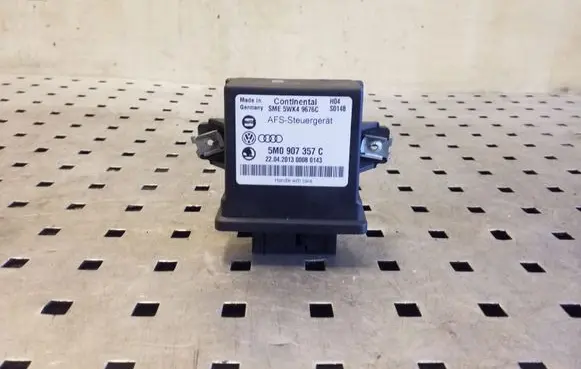 Skoda Yeti (5L) Light module LCM 5M0907357C 5WK49676C