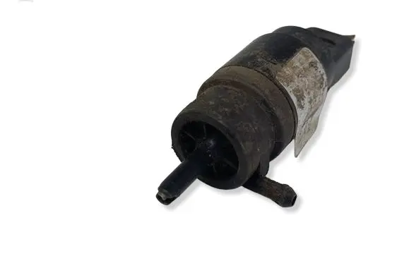 BMW 5 E39 Windscreen/windshield washer pump 