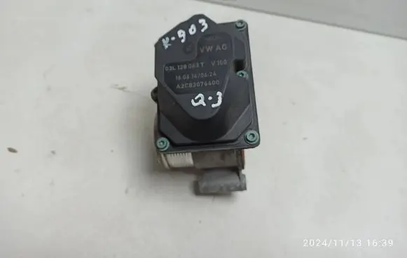 Audi Q3 8U Throttle valve 03L128063T