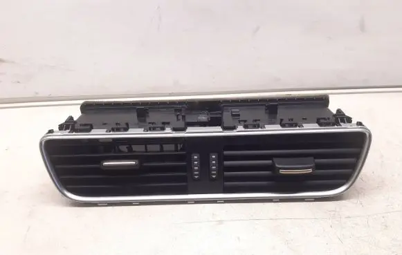 Audi A5 8T 8F Dash center air vent grill 8T2820951B