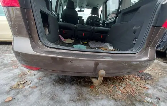 Volkswagen Touran II Rear bumper 