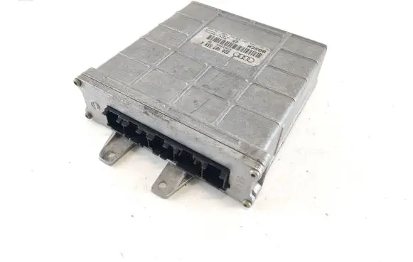 Audi A4 S4 B5 8D Engine control unit/module 8D0907558A 26SA4992 0261204504