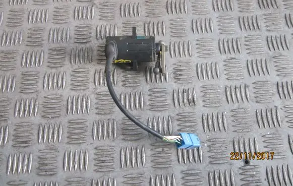 Opel Vectra B Accelerator pedal position sensor 0281002296 087200549
