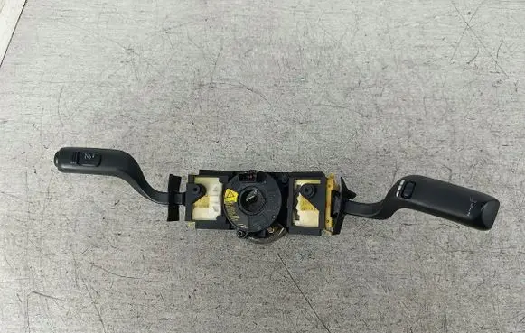 Saab 9-3 Ver2 Wiper turn signal indicator stalk/switch 5200894