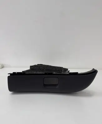 Mercedes-Benz A W168 Glove box