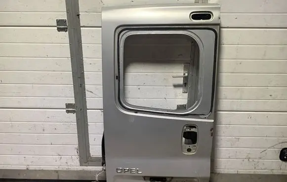 Opel Vivaro Back/rear loading door 