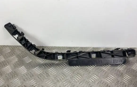 Hyundai Grand Santa Fe NC Rear bumper mounting bracket 86616B8000