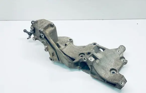 Volkswagen Jetta V Generator/alternator bracket 03L903139D 03L903143D