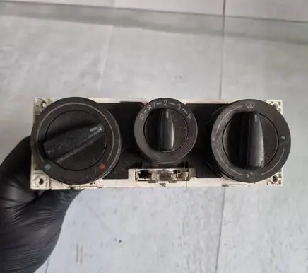 Volkswagen Polo III 6N 6N2 6NF Climate control unit 1J0819045F 901511200000 67836A09