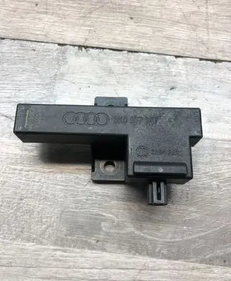 Audi A6 S6 C7 4G Keyless (KESSY) go control unit/module 8K0907247 33542221