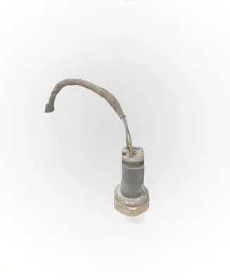 BMW 5 E39 Air conditioning (A/C) pressure sensor 8370623 64538370623