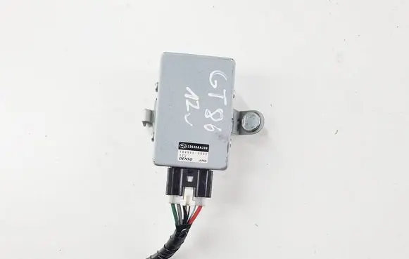 Toyota GT 86 Fuel injection pump control unit/module 22648AA200-gt 22648aa200