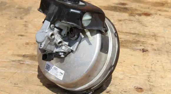 Audi A4 S4 B9 Brake booster 8W0612103B