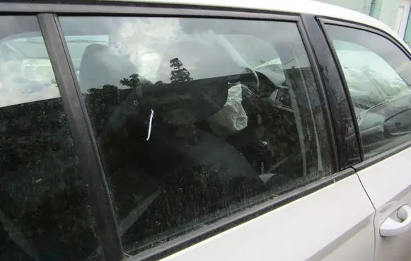 Skoda Fabia Mk3 (NJ) Rear door window glass 