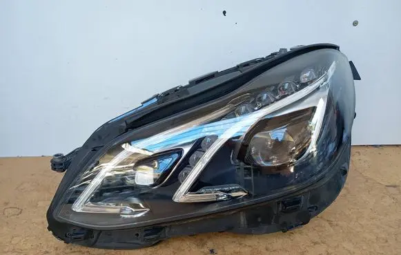 Mercedes-Benz E W212 Headlight/headlamp 212906313
