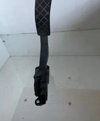 Audi A4 S4 B8 8K Accelerator throttle pedal 8K1721523 6PV00950500