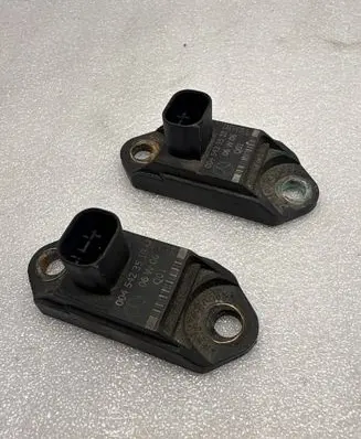 Mercedes-Benz S W221 ESP acceleration yaw rate sensor 0045423518