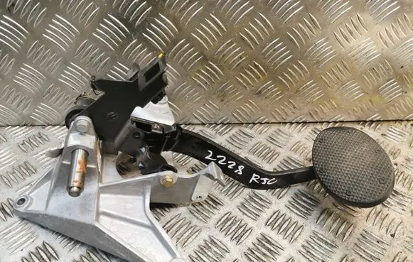 Mini One - Cooper R50 - 53 Brake pedal 1512223