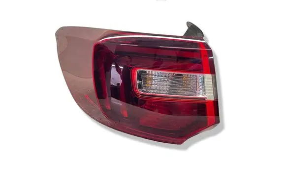 Opel Grandland X Rear/tail lights YP00098380 81660101 090721