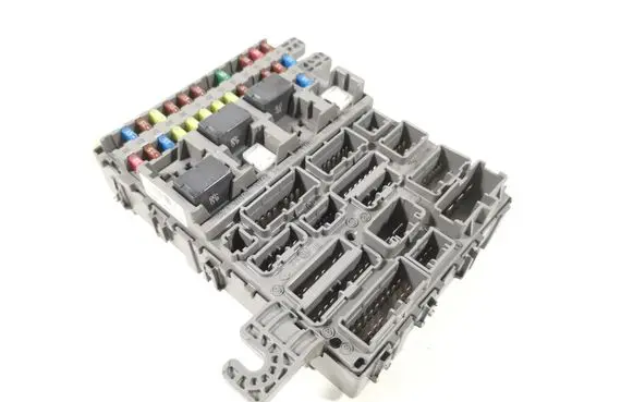 Honda FR-V Fuse module 38200-SJH-E01