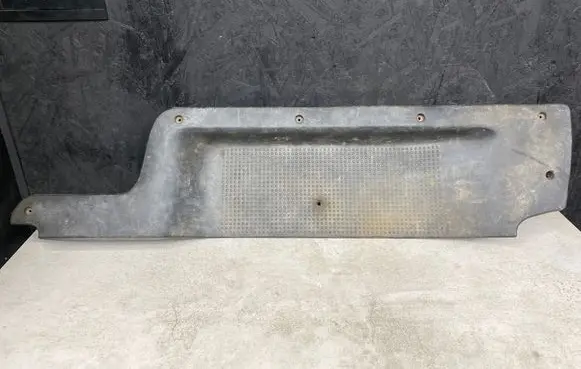 Opel Vivaro Rear sill trim cover 91166280 8200041182