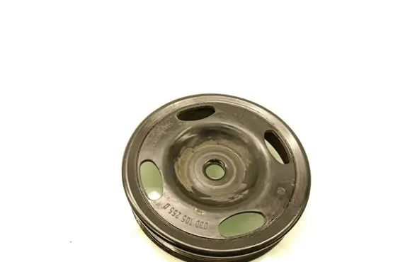 Volkswagen Golf V Crankshaft pulley 03D105255D