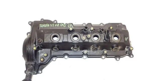 Toyota Land Cruiser (J200) Rocker cam cover V08883