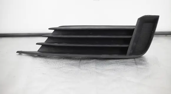 Audi A3 S3 8V Front bumper lower grill 8V5807682