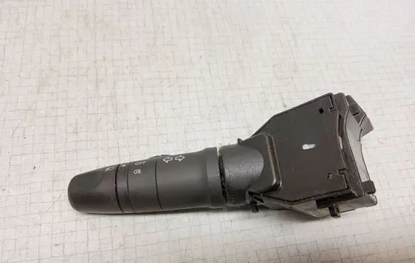 Nissan Almera N16 Indicator stalk 25540AV620